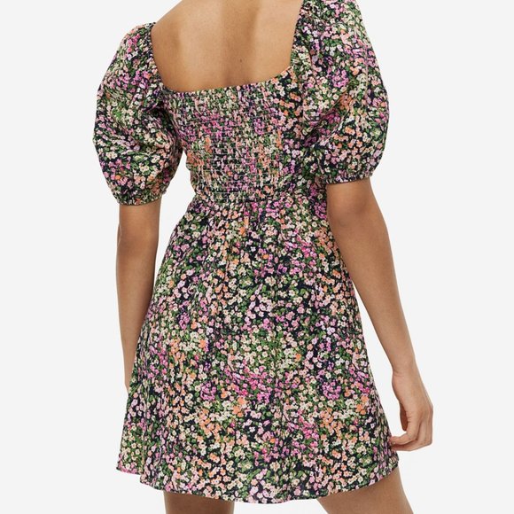 (NWT) H&M - cotton ditsy floral puff sleeve mini dress (small) - Picture 3 of 5
